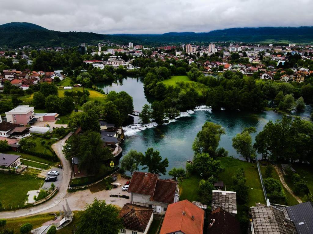 Holiday Home Waterfall View Bihać Dış mekan fotoğraf