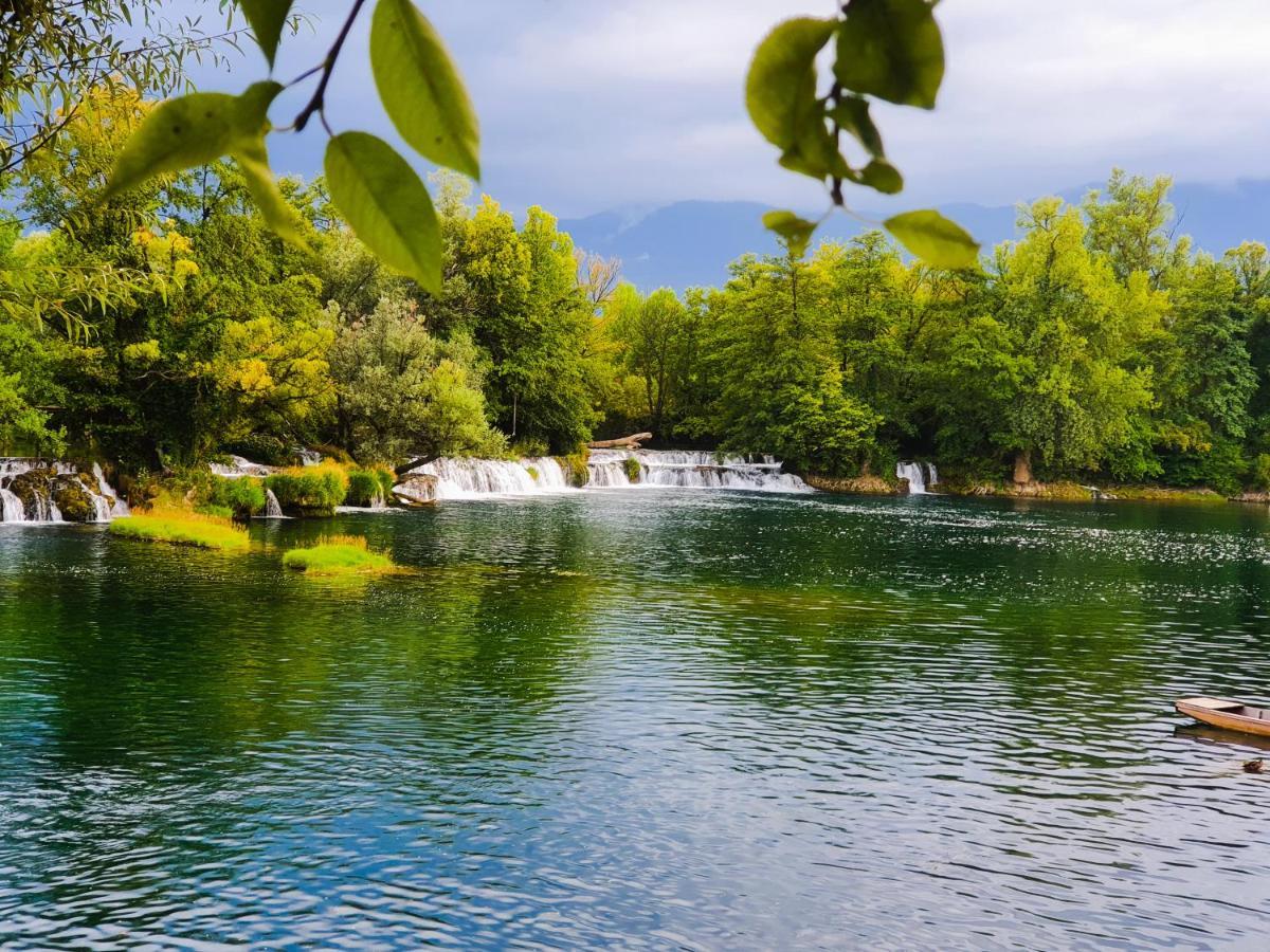 Holiday Home Waterfall View Bihać Dış mekan fotoğraf