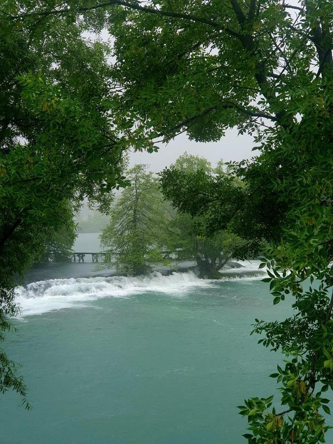 Holiday Home Waterfall View Bihać Dış mekan fotoğraf